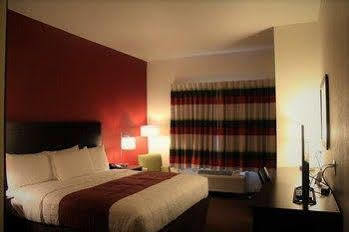Inn At Hunters Run Watford City Eksteriør billede